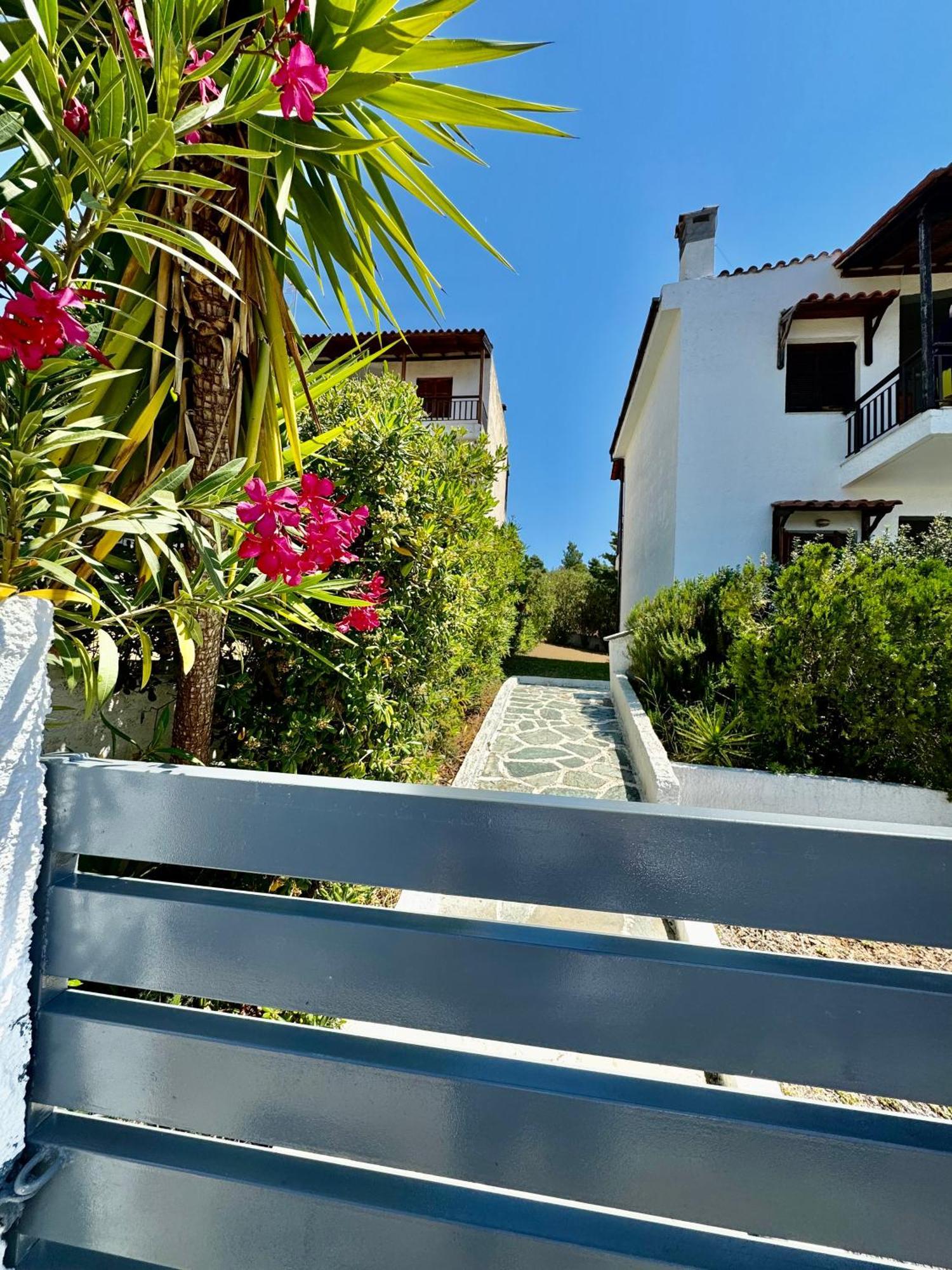 Summer Luxury Villa With Sea View เมตามอร์โฟซี ภายนอก รูปภาพ