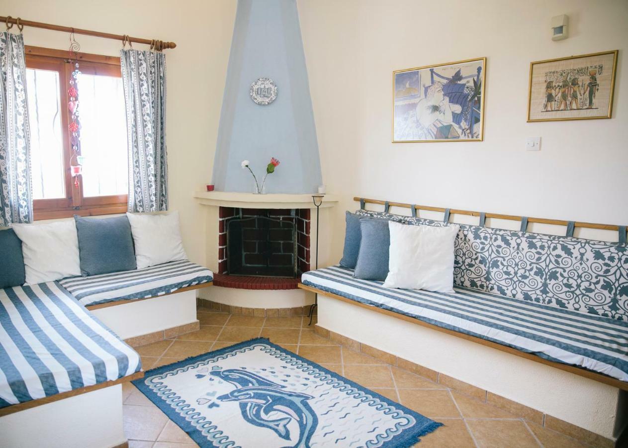 Summer Luxury Villa With Sea View เมตามอร์โฟซี ภายนอก รูปภาพ